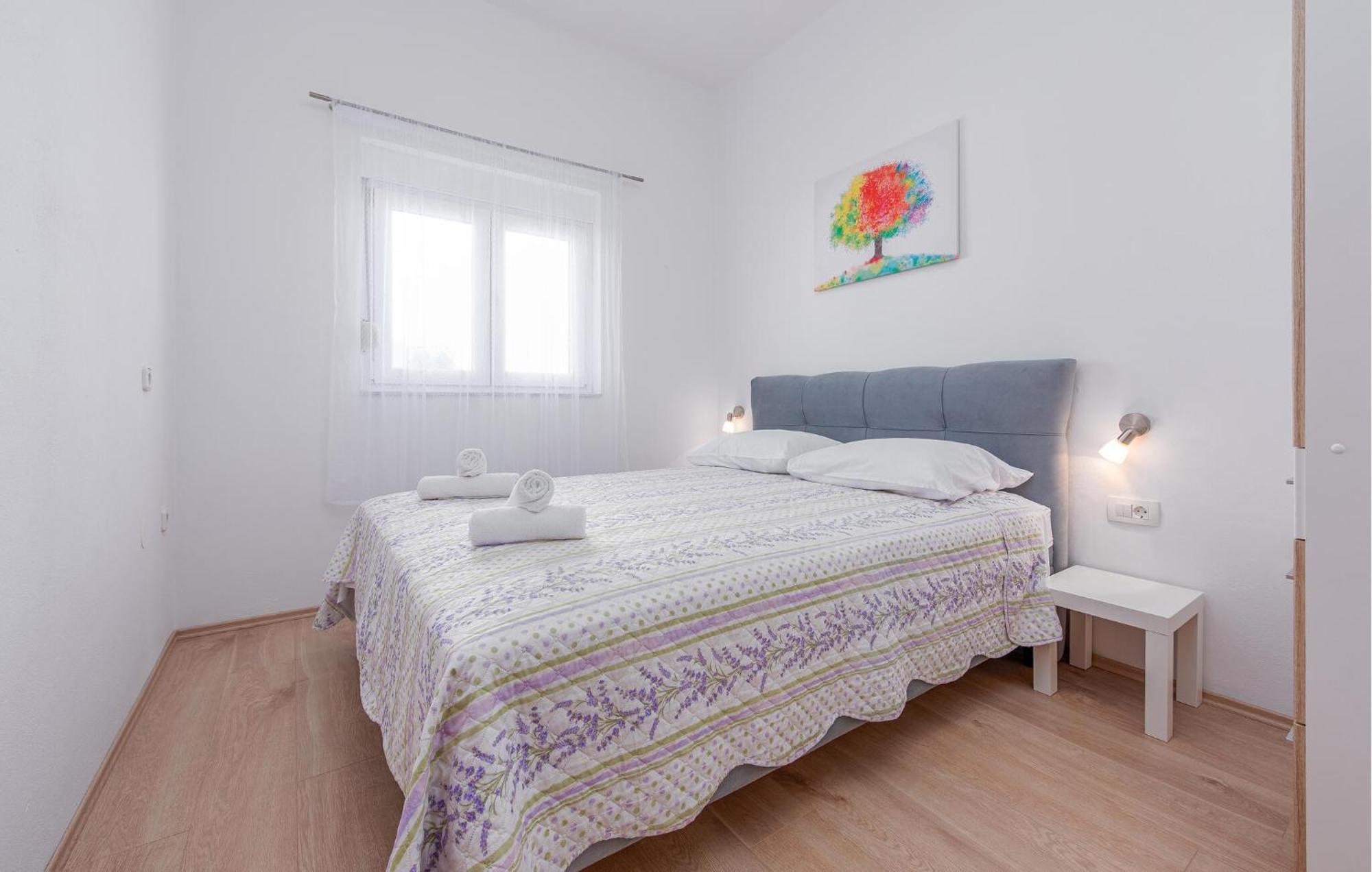 Beautiful Apartment In Maslenica With Kitchen Экстерьер фото