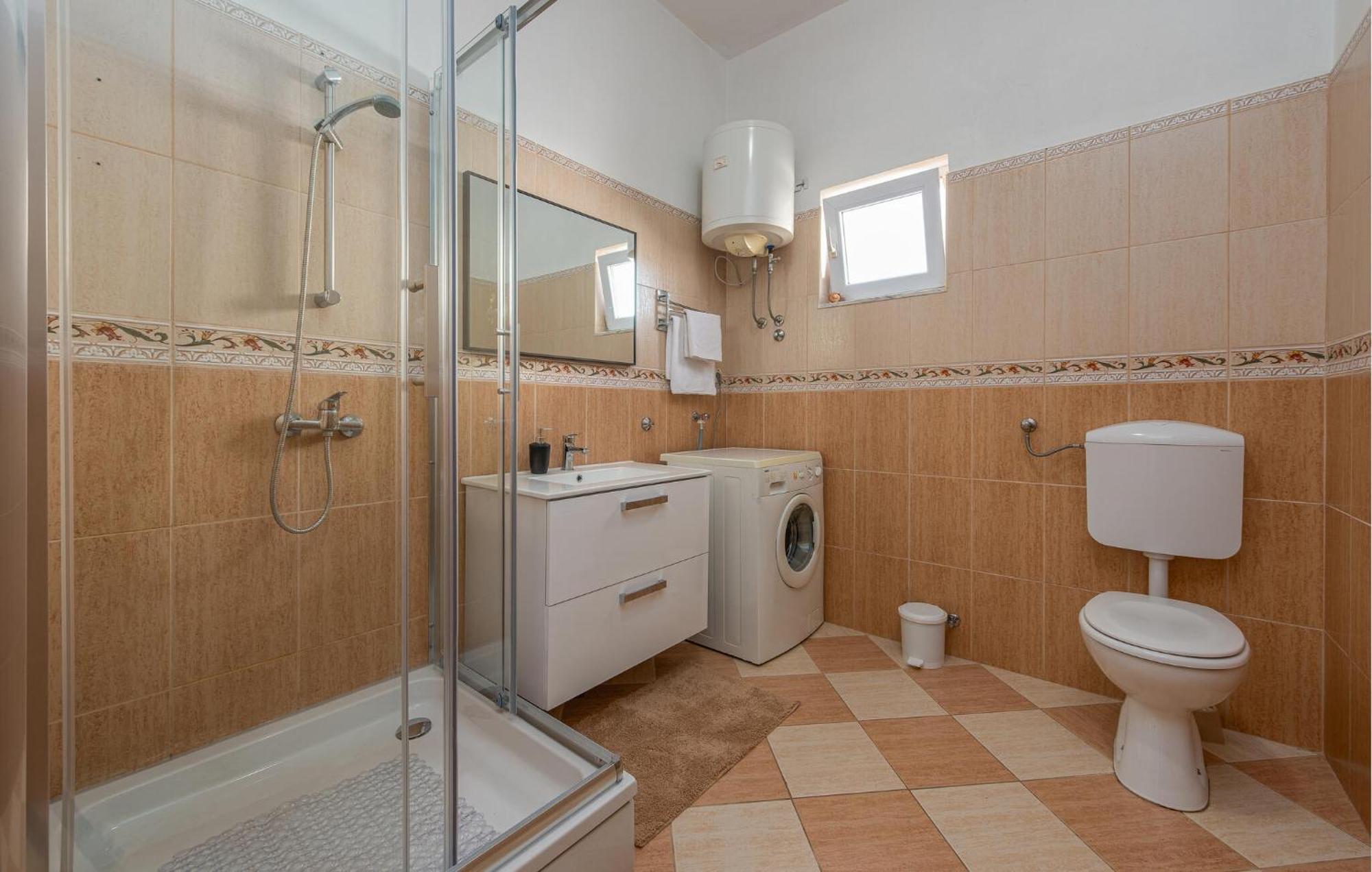 Beautiful Apartment In Maslenica With Kitchen Экстерьер фото