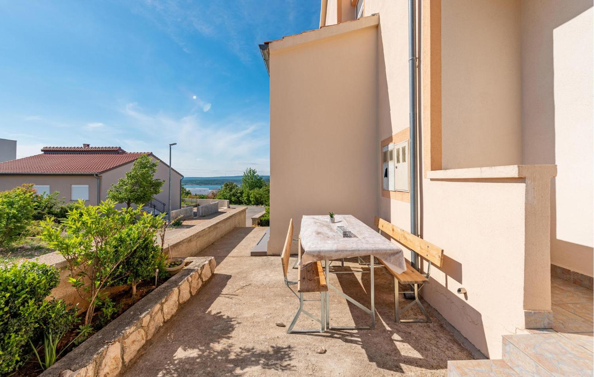 Beautiful Apartment In Maslenica With Kitchen Экстерьер фото